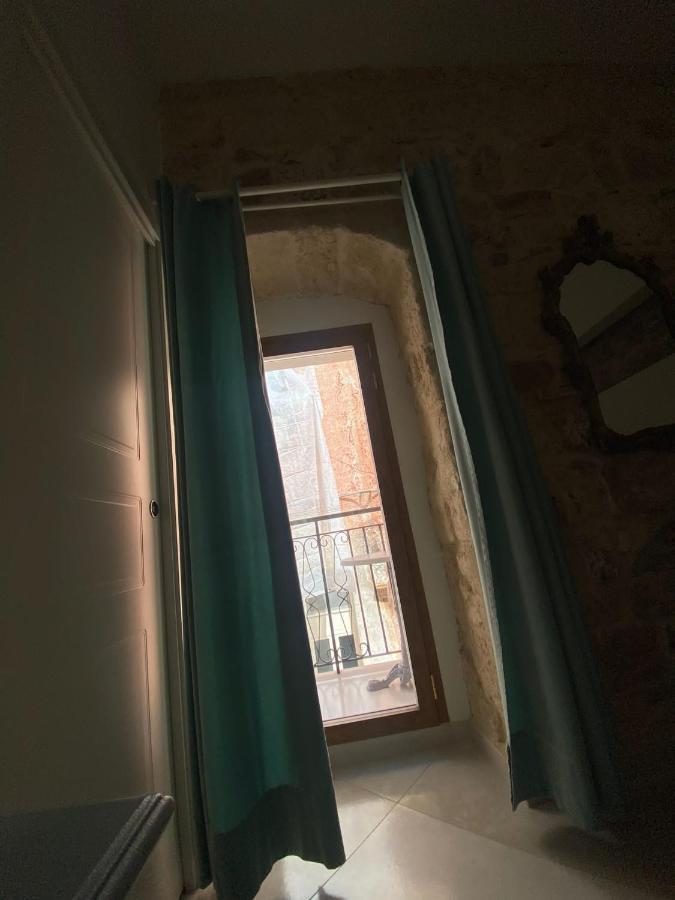 Hotel Dimora Del Carmine Bari Exterior foto
