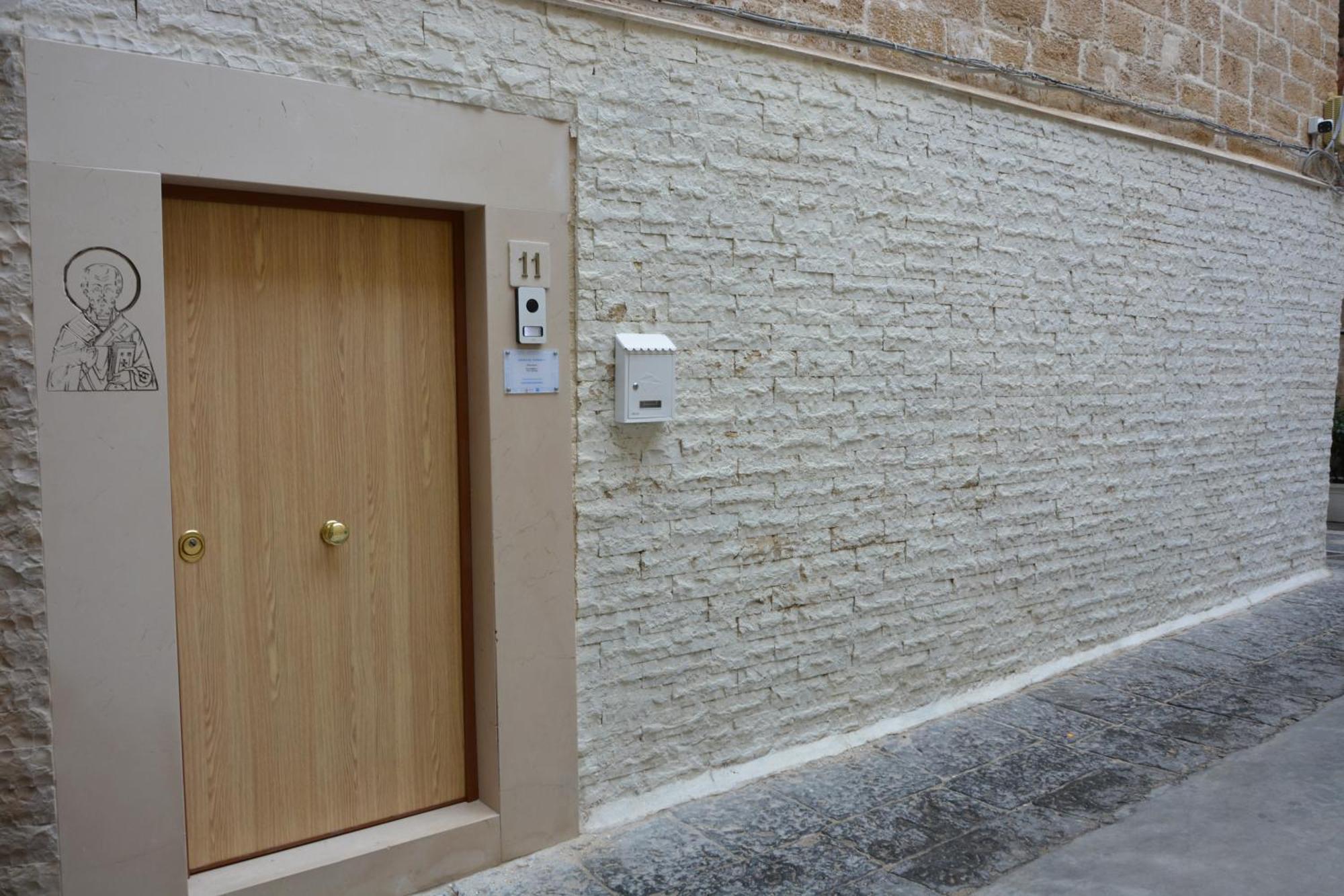 Hotel Dimora Del Carmine Bari Exterior foto